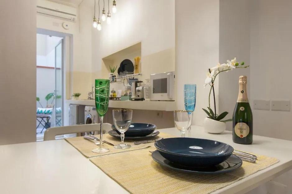 Piazza Martiri Flat Διαμέρισμα Κάλιαρι Εξωτερικό φωτογραφία